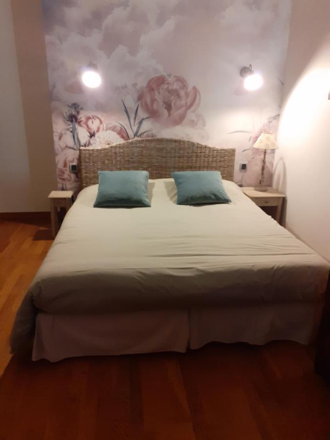 7 , Le Haut Montraye Pace  Ngoại thất bức ảnh