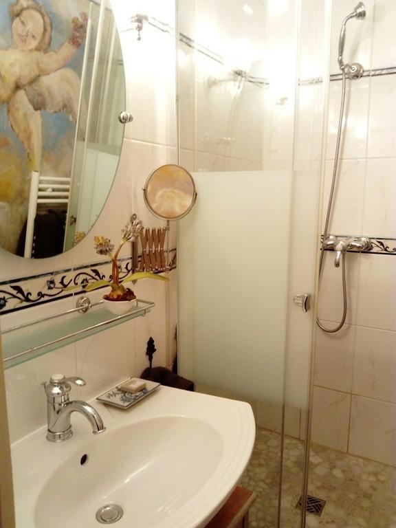 7 , Le Haut Montraye Pace  Ngoại thất bức ảnh